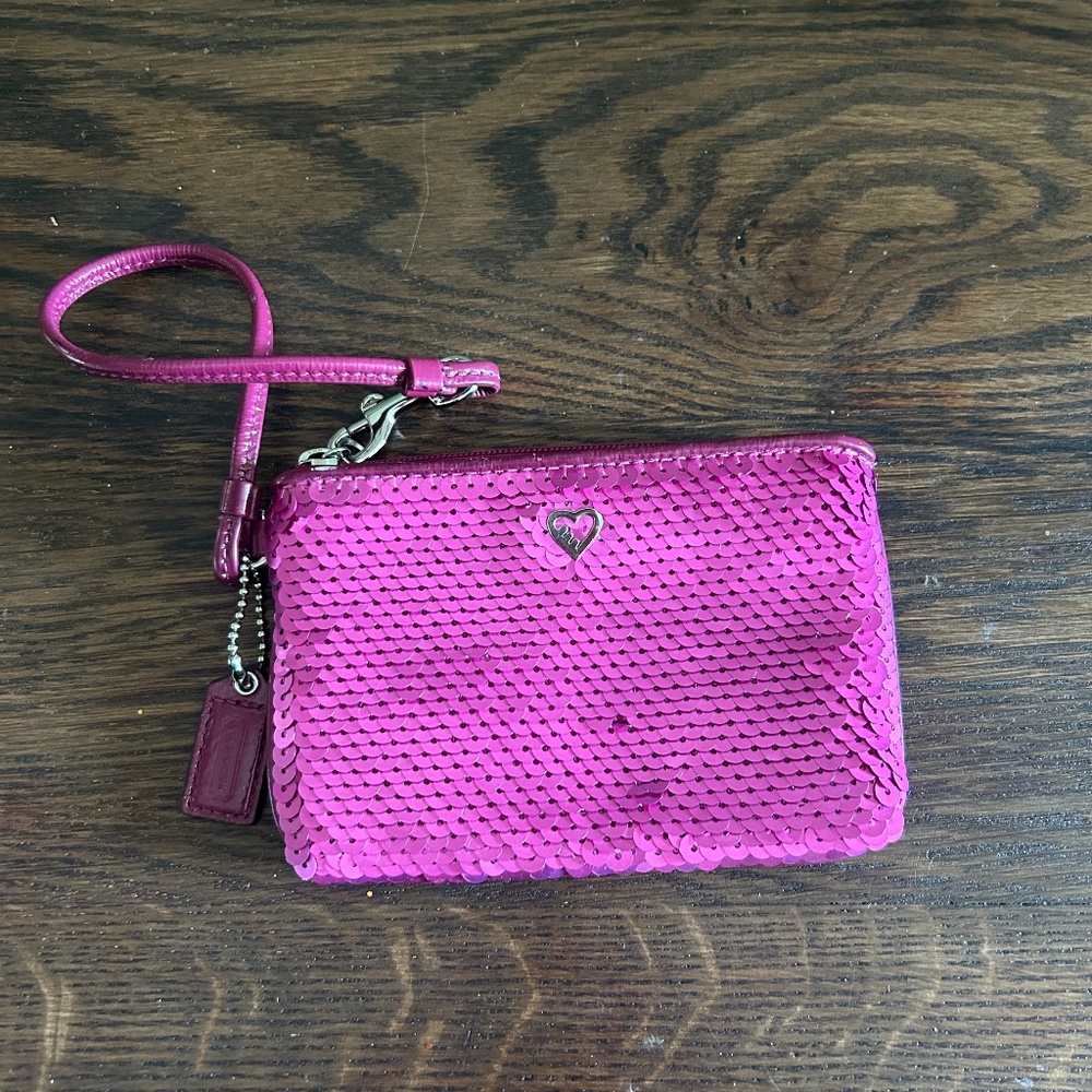 Coach Poppy Hot Pink Magenta Heart Sequin Zipper Wristlet